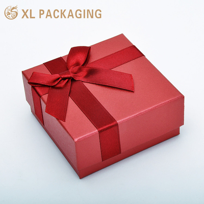 acheter Emballage de bijoux personnalisé en papier carton couvercle et fond boîte à bijoux de taille multiple avec mousse d'éponge online manufacture