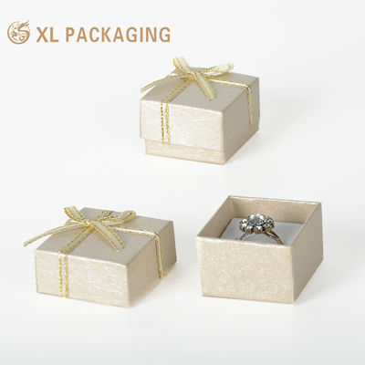 acheter Boîtes à bijoux personnalisées de luxe pour bagues, boucles d'oreilles et bracelets fabrication en ligne