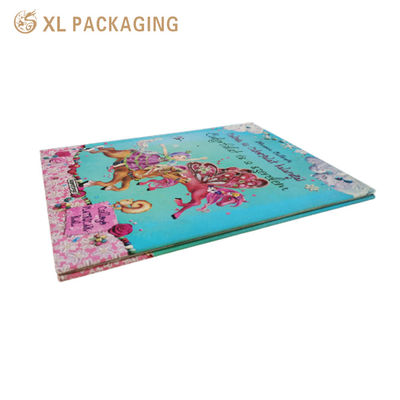 Impression personnalisée de livres en couverture rigide et de magazines sur papier revêtu avec des services sur mesure