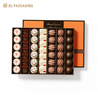 Boîte cadeau de chocolat de luxe avec insert vertical en EVA multi-grilles et design rétro à couleurs contrastées en carton rigide épaissi