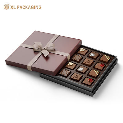 Boîte en papier personnalisée pour chocolats d'Halloween avec nœud détachable en lin et design luxueux doré bicolore