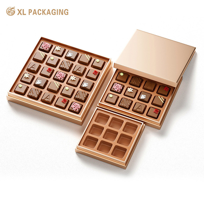 Boîte d'emballage de chocolat personnalisée avec couvercle et éponge Insérer boîte cadeau Kraft rigide