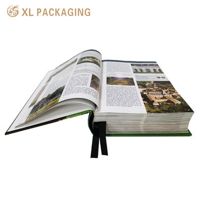Livre d'architecture relié à couverture rigide, cousu sur mesure, avec marque-page en ruban