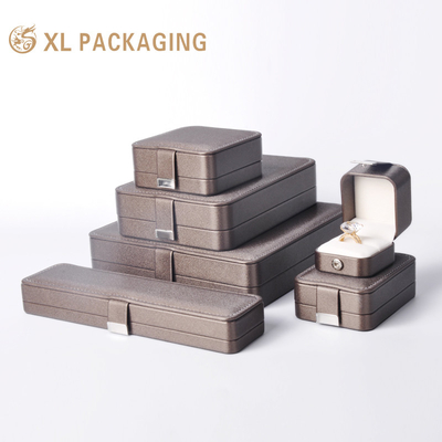 Emballage XL Boîte cadeau personnalisée Emballage Luxe en PU en cuir bijoux Emballage Boîte Collier Bracelet Boucle d'oreille en cuir Boîte d'emballage de bijoux en PU