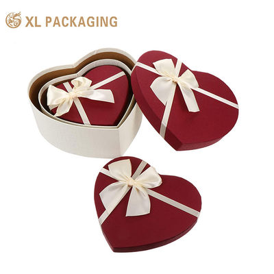 Boîte cadeau personnalisable à 3 couches en forme de cœur imbriqué avec couvercle et base pour cadeaux de luxe écologiques pour la Saint-Valentin