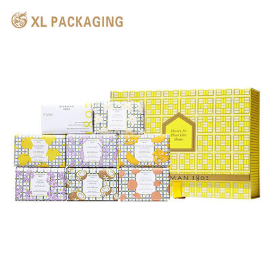 Coffret cadeau de savon rigide de luxe pour ensembles personnalisés de 8 pièces avec marque haut de gamme et construction en carton rigide