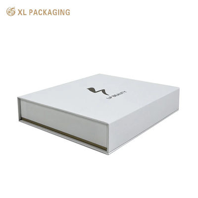 Boîte rigide à rabat magnétique blanche de luxe pour appareil de beauté | Plateau EVA doublé de velours | Logo estampé en feuille d'or mat